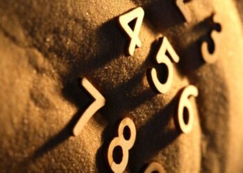 Что представляет собой нумерология: ее определение и особенности