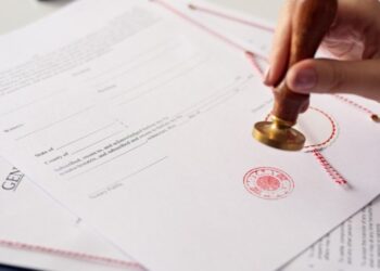 Особенности нотариального заверения переведенных текстов: в каких случаях это необходимо