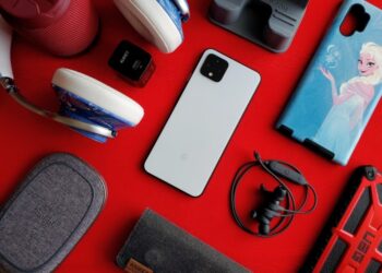 Разновидности аксессуаров для телефона и полезные советы по их выбору