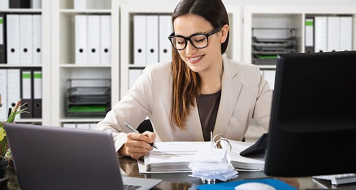 В чем суть и преимущества ведения бухгалтерского учета на аутсорсинге