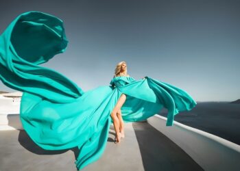 Фотосессия в парящих платьях: преимущества и правила проведения