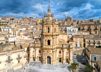 Экскурсии на востоке Сицилии: что стоит посмотреть туристам