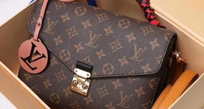 Benefits of buying Louis Vuitton bags and tips for choosing