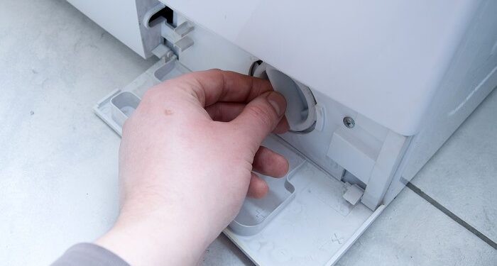 Как почистить фильтр стиральной машины и предотвратить поломку?