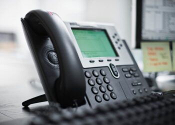 Telephone equipment: main features, types and selection