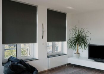 Ролеты блэкаут в Киеве от Roletoff: идеальное решение для вашего дома