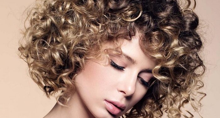 Біозавивка волосся: основні особливості, переваги, опис та поняття