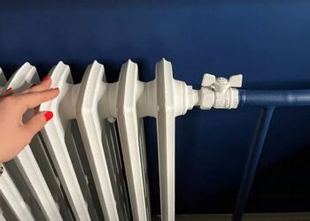 Чому шумлять батареї: основні причини та як їх усунути