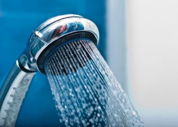 Як знизити витрати на гарячу воду: ефективні лайфхаки та рекомендації