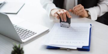 Нотариальные и переводческие услуги: надежность в каждом документе