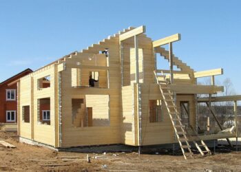 Вплив клімату на вибір будівельних матеріалів: як не помилитися
