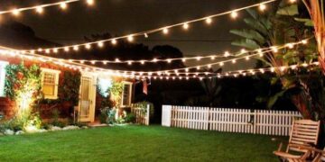 Как сделать свет во дворе