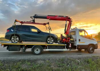 Rules and requirements for the safe evacuation of a vehicle if necessary