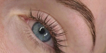 Modern eyelash extension techniques and their features for a beautiful look